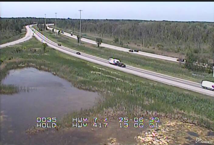 Traffic camera image at 2025-06-30 17:01:04