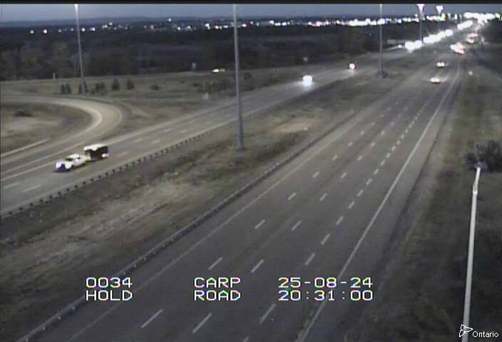 Traffic camera image at 2025-08-25 00:30:58