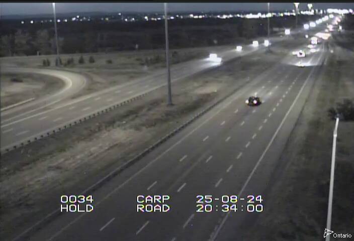 Traffic camera image at 2025-08-25 00:35:54