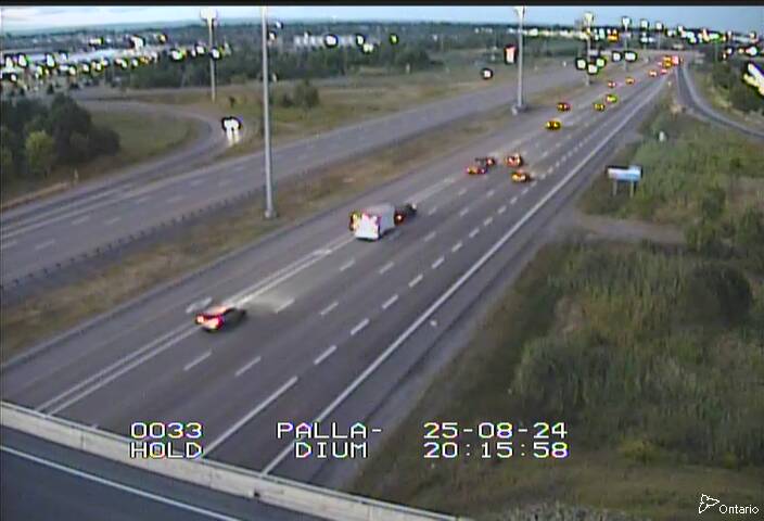 Traffic camera image at 2025-08-25 00:20:48