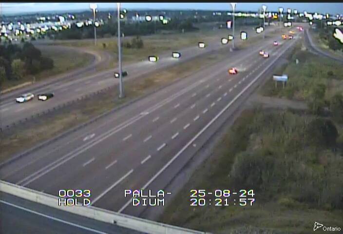 Traffic camera image at 2025-08-25 00:25:54