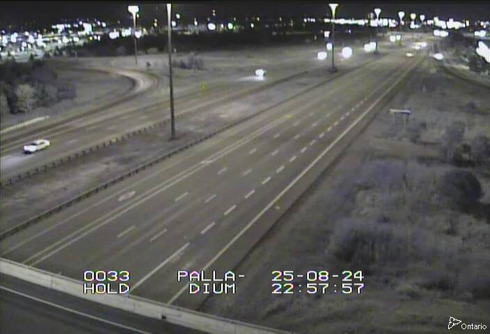 Traffic camera image at 2025-08-25 03:00:53