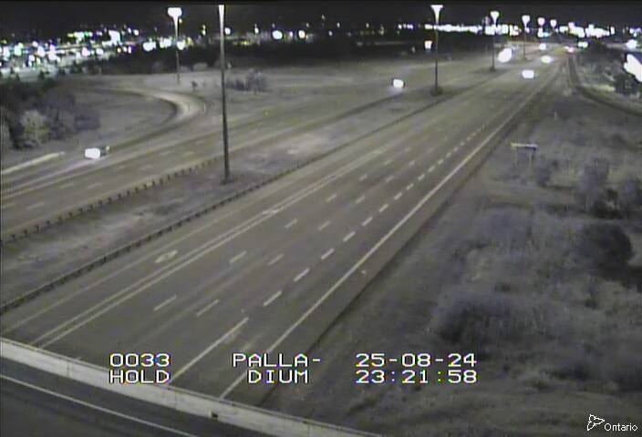 Traffic camera image at 2025-08-25 03:26:01