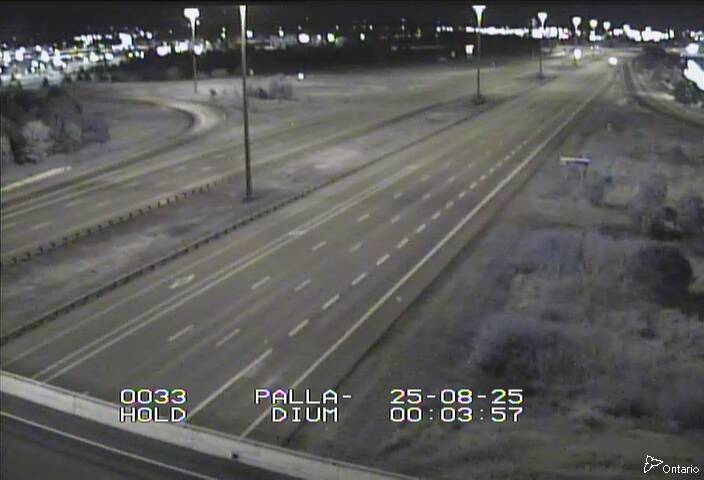 Traffic camera image at 2025-08-25 04:05:58