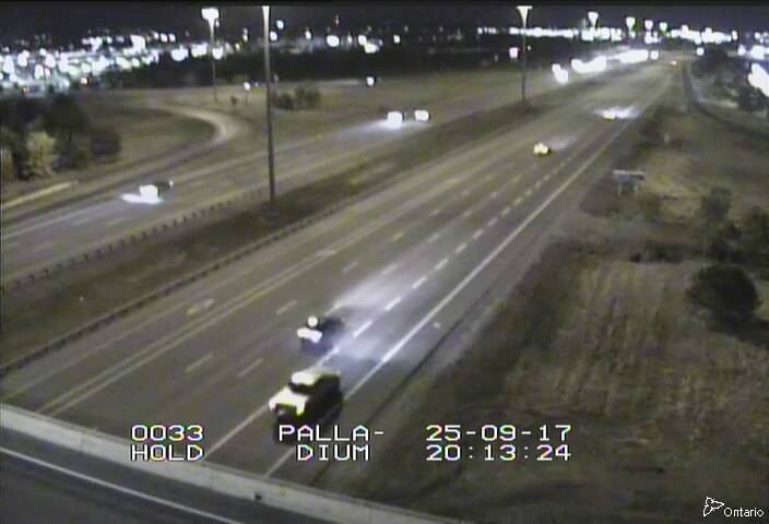 Traffic camera image at 2025-09-18 00:15:49