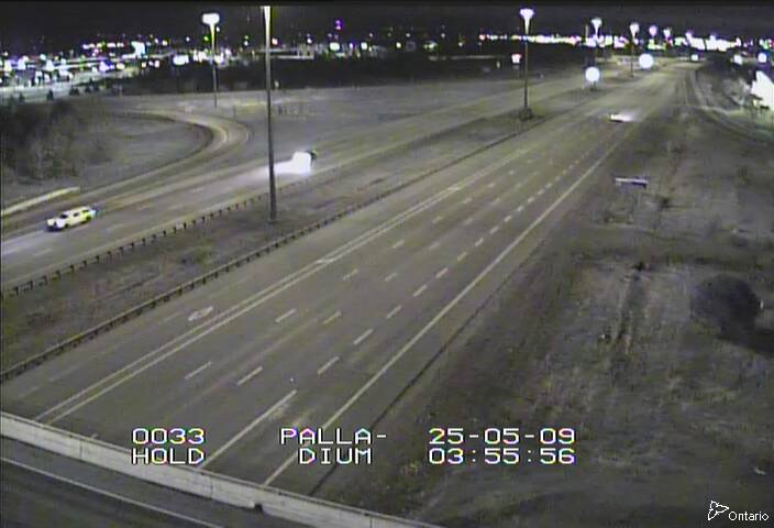 Traffic camera image at 2025-05-09 08:00:41