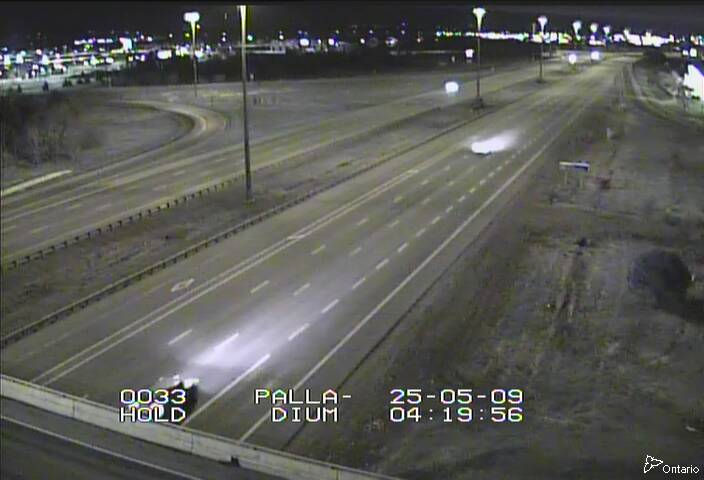 Traffic camera image at 2025-05-09 08:25:36