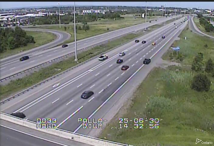 Traffic camera image at 2025-06-30 18:37:37