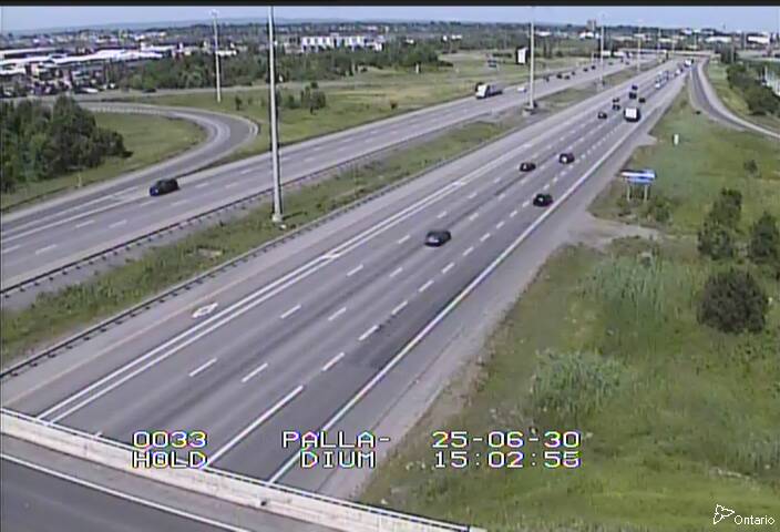 Traffic camera image at 2025-06-30 19:06:05