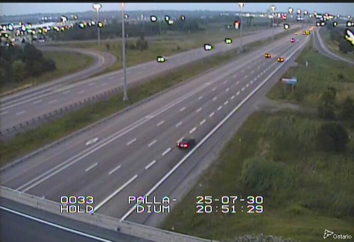 Traffic camera image at 2025-07-31 00:55:56