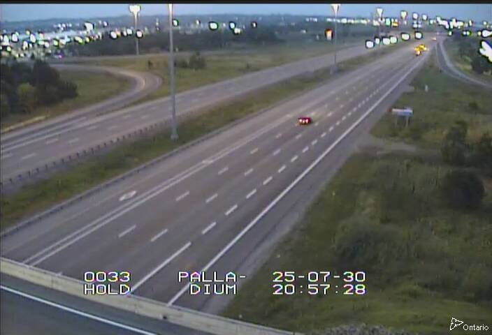 Traffic camera image at 2025-07-31 01:00:55