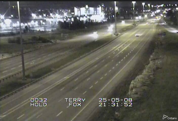 Traffic camera image at 2025-05-09 01:36:56