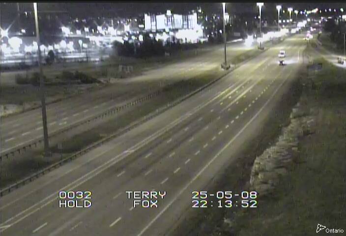 Traffic camera image at 2025-05-09 02:20:45