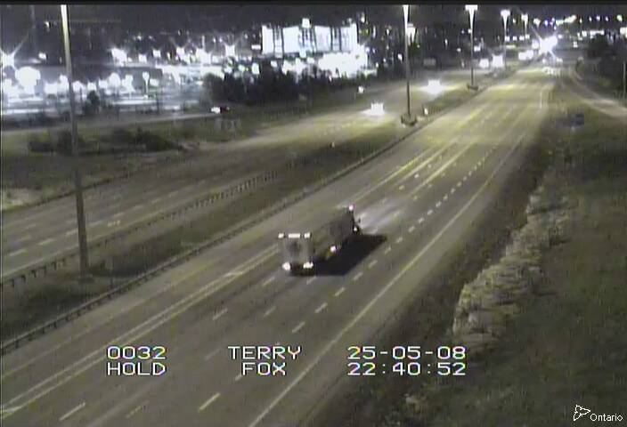 Traffic camera image at 2025-05-09 02:45:45