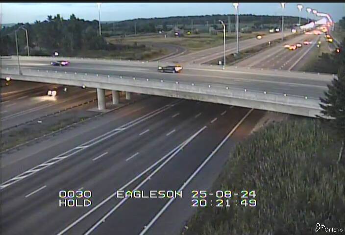 Traffic camera image at 2025-08-25 00:25:54