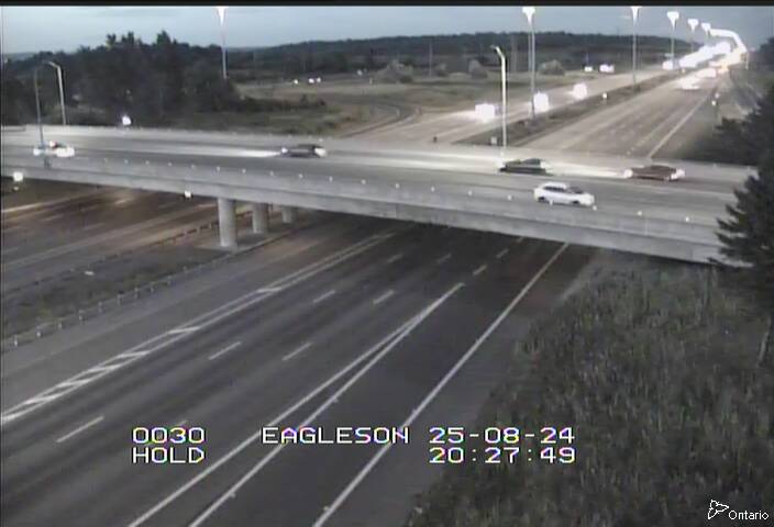 Traffic camera image at 2025-08-25 00:30:58