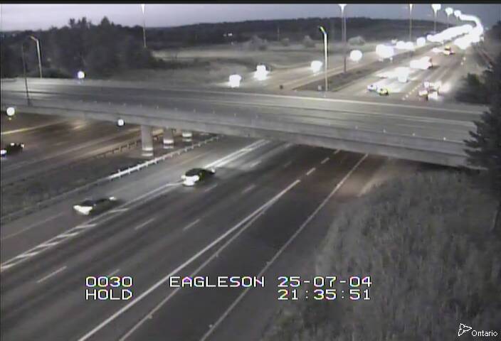 Traffic camera image at 2025-07-05 01:40:47