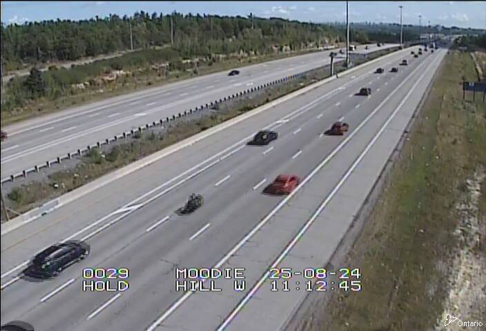 Traffic camera image at 2025-08-24 15:16:01