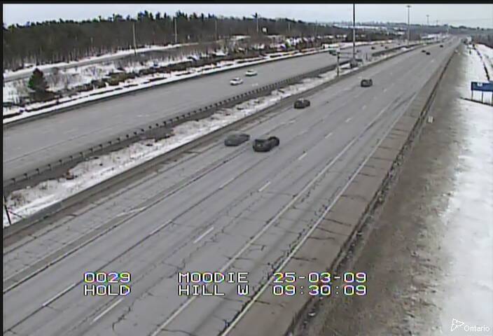 Traffic camera image at 2025-03-09 14:37:15