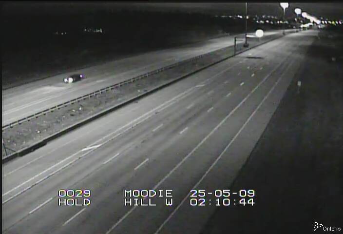 Traffic camera image at 2025-05-09 06:15:43