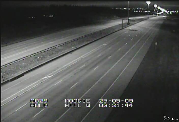 Traffic camera image at 2025-05-09 07:36:24