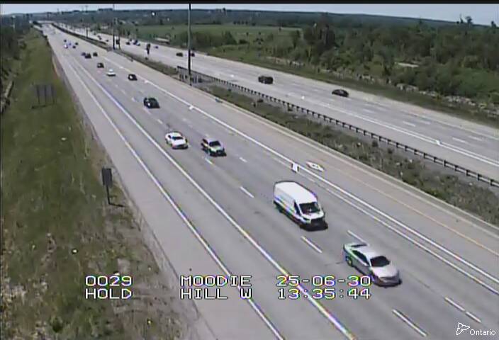 Traffic camera image at 2025-06-30 17:40:59