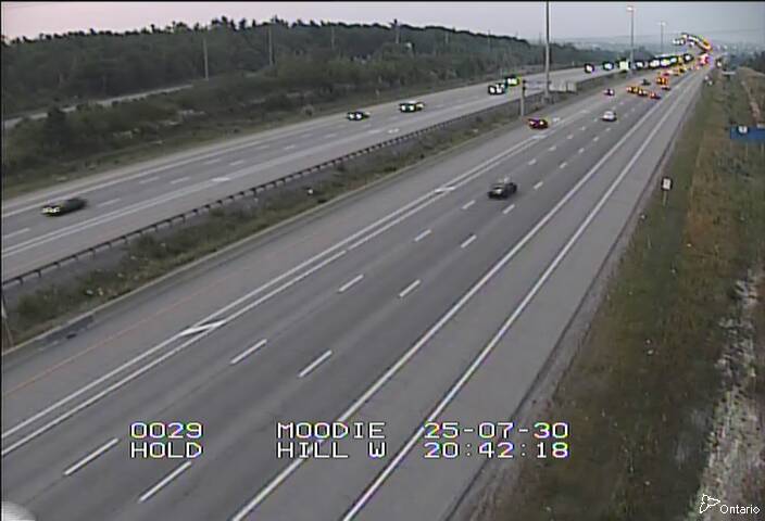 Traffic camera image at 2025-07-31 00:46:02