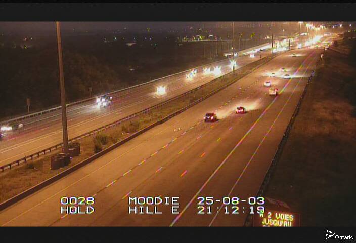 Traffic camera image at 2025-08-04 01:15:45