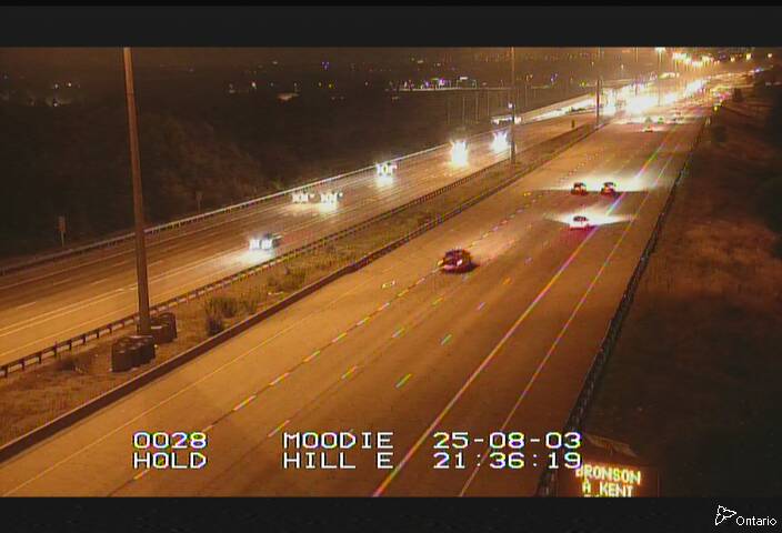 Traffic camera image at 2025-08-04 01:40:52