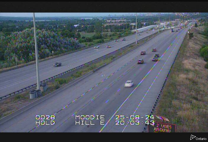 Traffic camera image at 2025-08-25 00:06:00