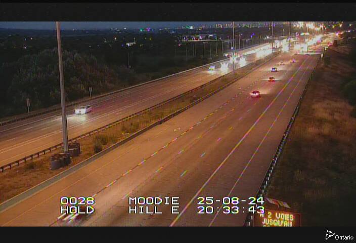 Traffic camera image at 2025-08-25 00:35:54