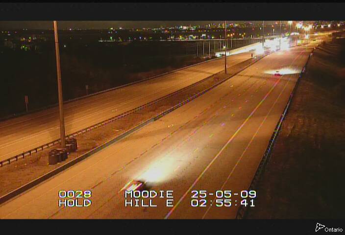 Traffic camera image at 2025-05-09 07:00:46