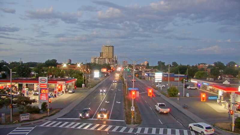 Traffic camera image at 2025-08-25 00:10:12