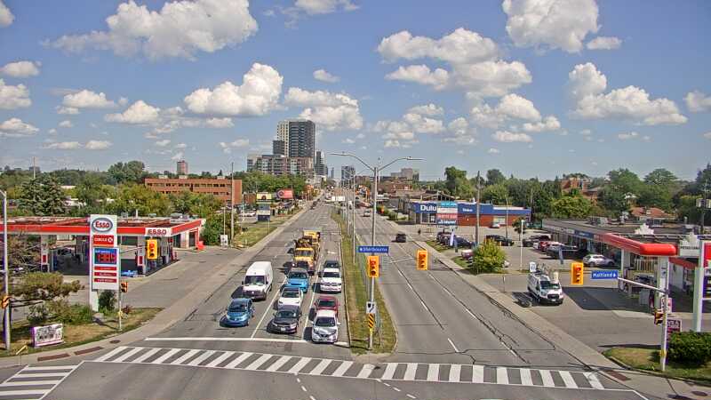 Traffic camera image at 2025-09-03 17:05:10