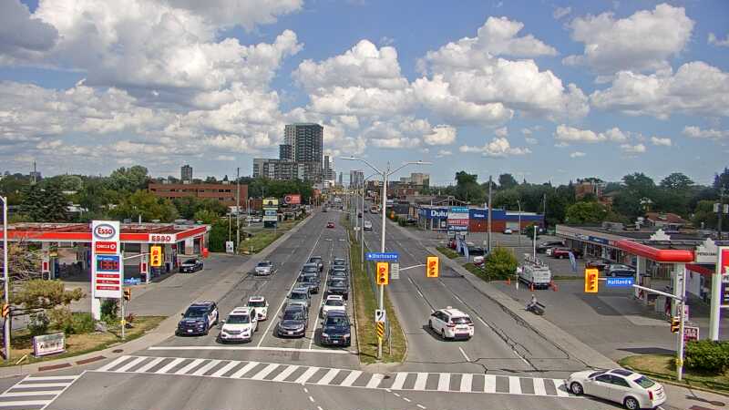 Traffic camera image at 2025-09-03 17:40:21