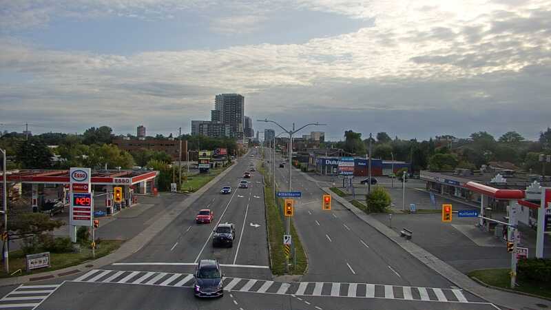 Traffic camera image at 2025-09-07 12:20:10