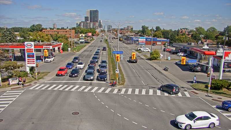 Traffic camera image at 2025-09-14 17:35:09