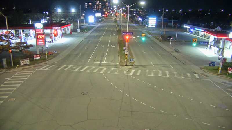 Traffic camera image at 2025-04-25 08:20:17