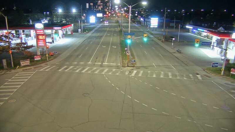 Traffic camera image at 2025-04-25 08:25:18