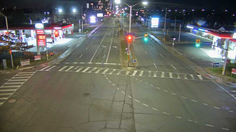 Traffic camera image at 2025-04-25 09:00:27