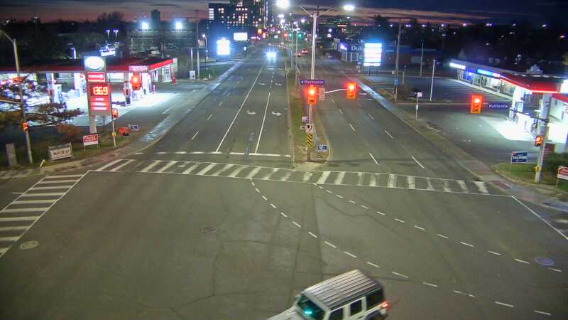 Traffic camera image at 2025-04-25 09:15:20