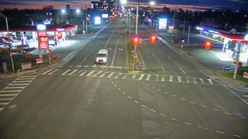 Traffic camera image at 2025-04-25 09:20:19