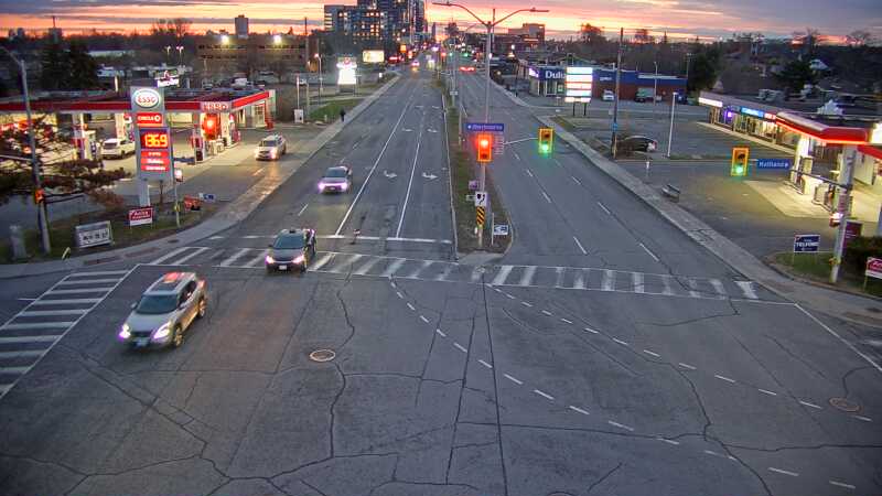 Traffic camera image at 2025-04-25 09:45:18