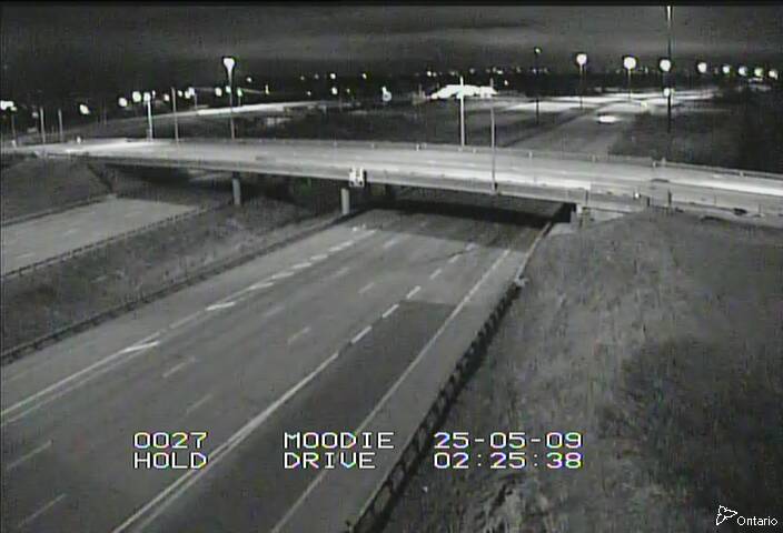 Traffic camera image at 2025-05-09 06:30:44