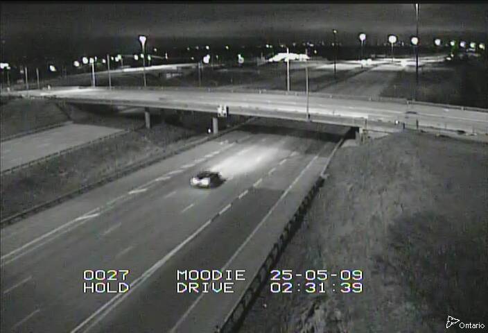 Traffic camera image at 2025-05-09 06:36:21