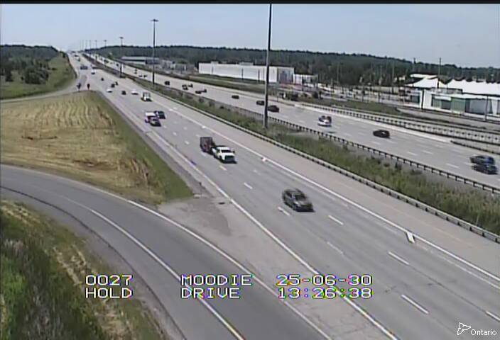 Traffic camera image at 2025-06-30 17:31:12