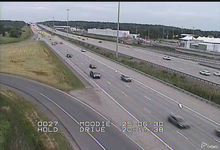 Traffic camera image at 2025-07-01 00:20:57