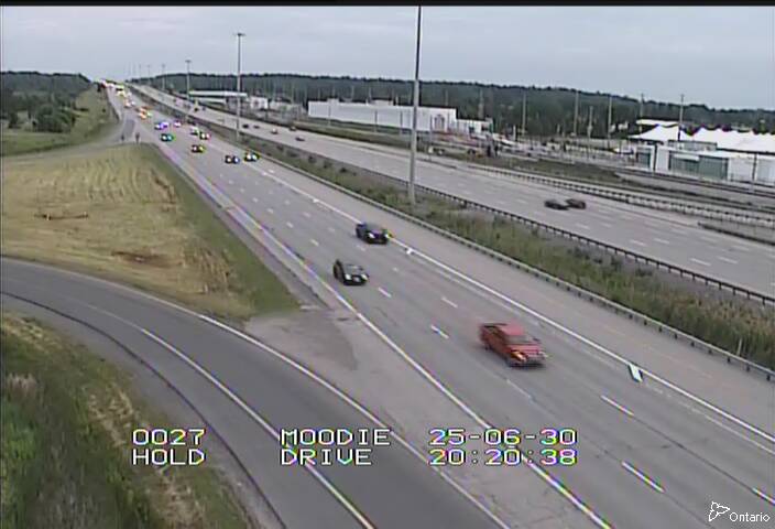 Traffic camera image at 2025-07-01 00:26:01
