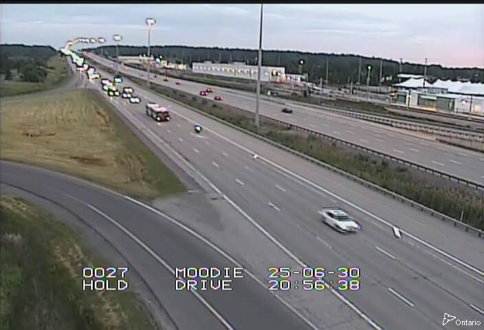 Traffic camera image at 2025-07-01 01:01:21