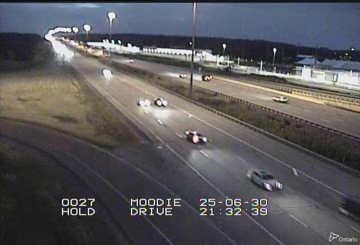 Traffic camera image at 2025-07-01 01:37:37